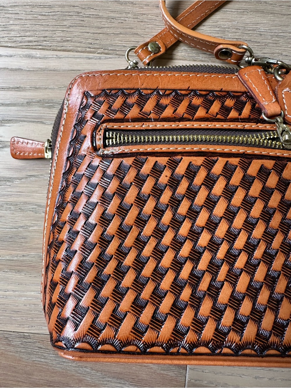 Hand-Tooled Leather Crossbody Bag - Picture 3 of 6